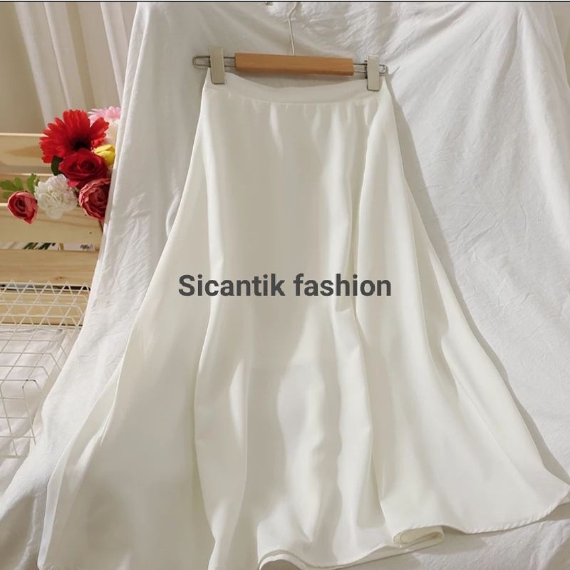 Fashion A-line/Rok panjang Wanita Korea Rok Maxi bahan Shakila Stretch Super lembut dan adem-ROK SHAKILA~PUTIH