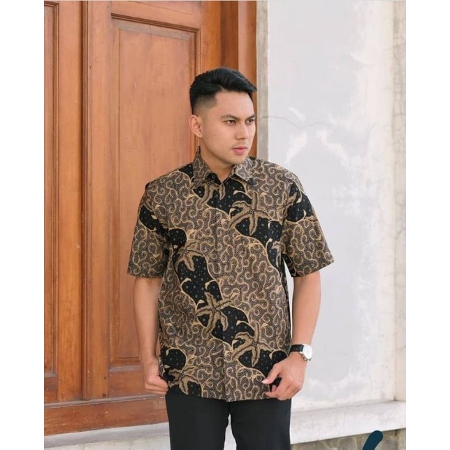 Kemeja Batik Lengan Pendek