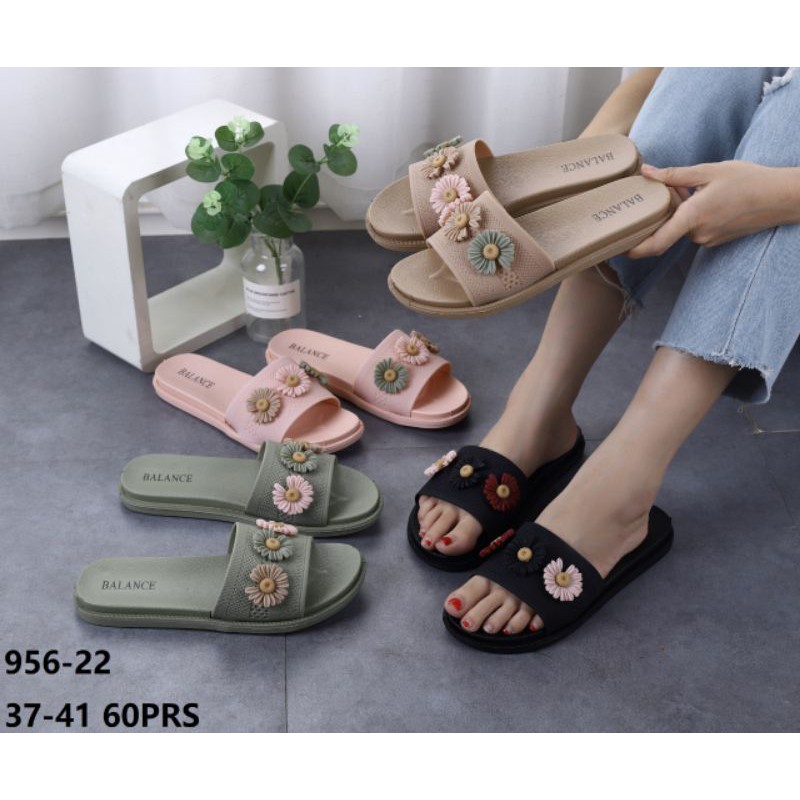 Sandal Jelly Slip Slop Import Wanita Motif Bunga Balance 956-22