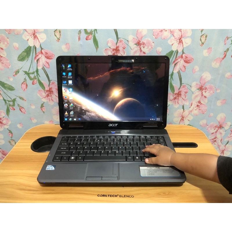 laptop acer 4732z intel pentium ram 2gb hdd 160gb 14inch normal lancar tinggal pakai