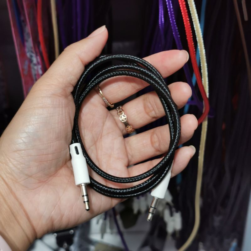 KABEL AUX 1 KE 1 / KABEL JACK AUDIO 1 KE 1 MODEL TALI SEPATU - PELANGI ACCESORIES 88