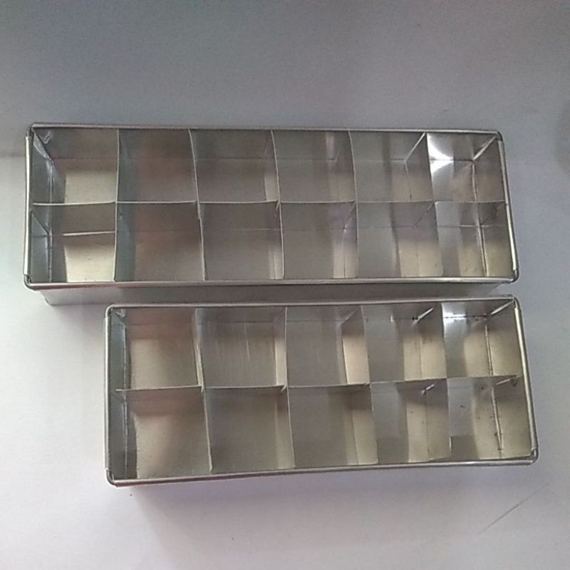 LOYANG BROWNIES SEKAT PERSEGI PANJANG