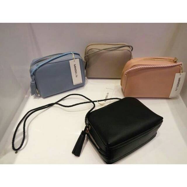 Miniso Solid Color Rectangle Crossbody Bag / Tas Slempang Miniso Kulit Tali