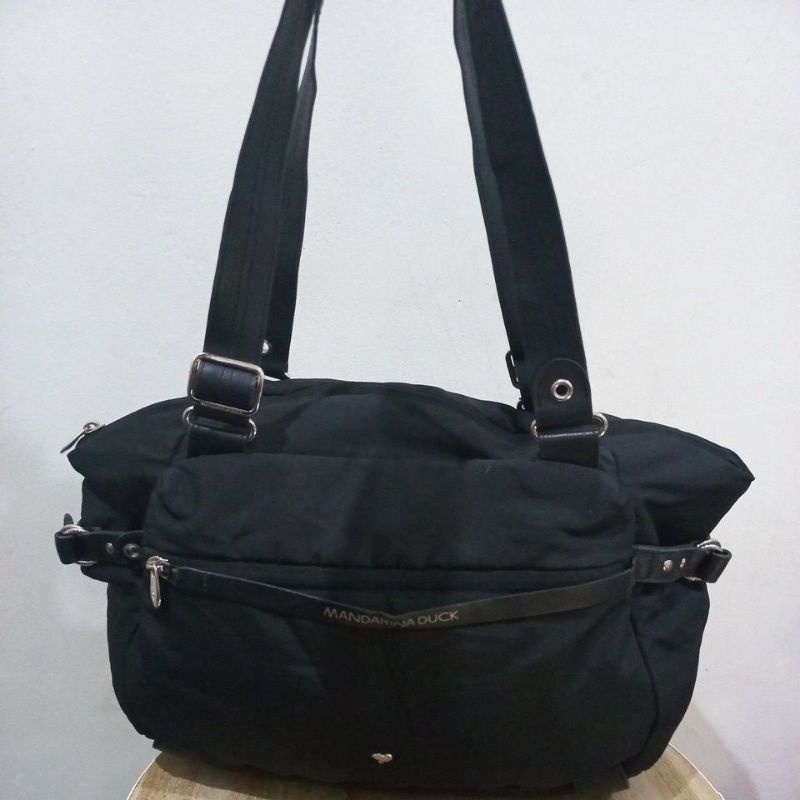 Tas Preloved Branded Mandarina Duck