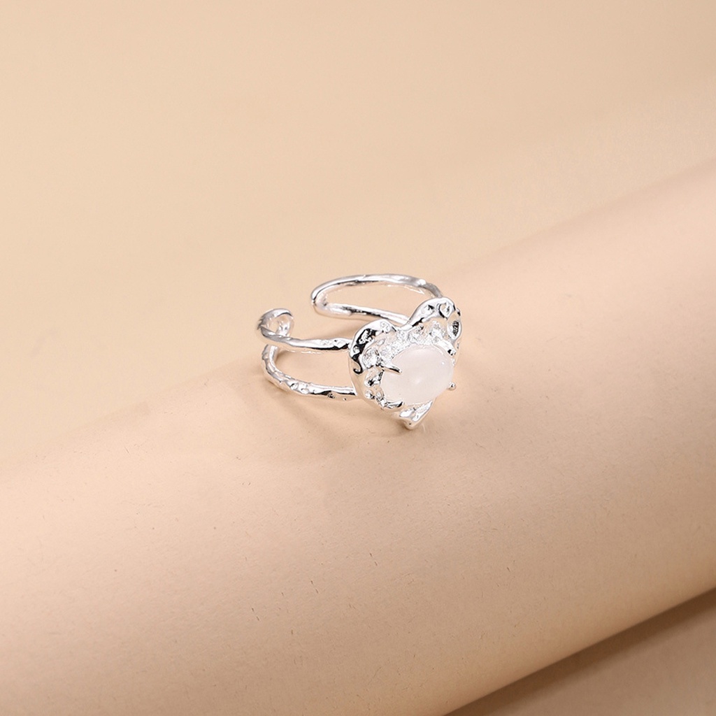 Cincin Model Terbuka Desain Hati Hias Moonstone Gaya Mewah Ringan Untuk Wanita