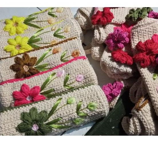 

Baru - Shavina Tempat Pensil Rajut Bentuk Tabung Handmade