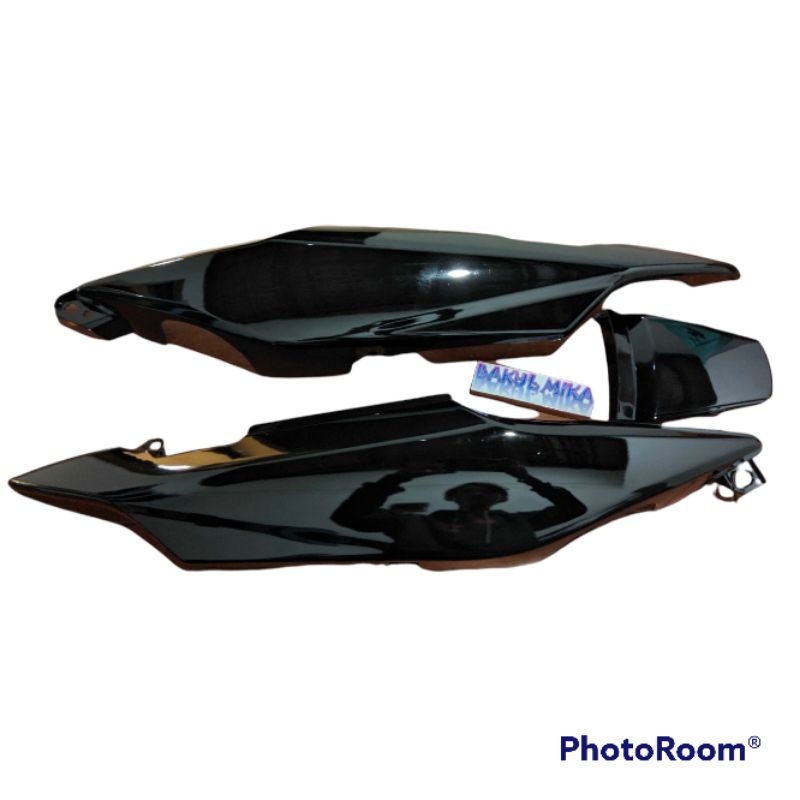COVER BODY KEMPOLAN BELAKANG MEGAPRO NEW PRIMUS