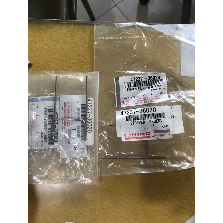 Stopper kawat spi master rem bm atas Toyota Hino Dutro HT 125 130 ori