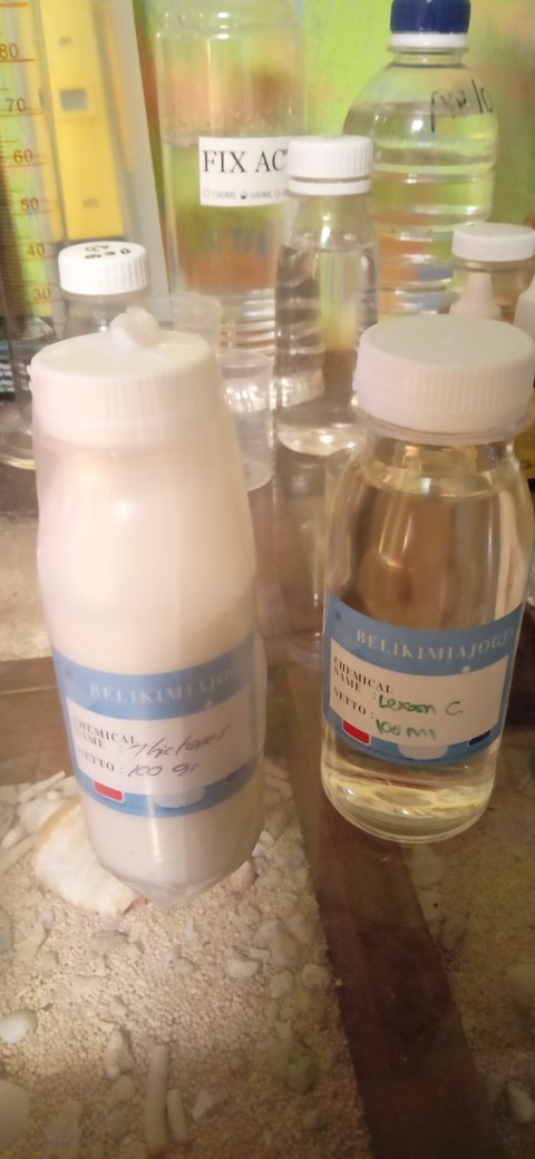 Thickener 1l / Pengental Semir Ban / Pengental Softener