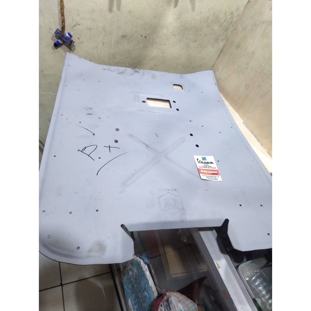 Dek Lantai Vespa PX PS merk Vemsa