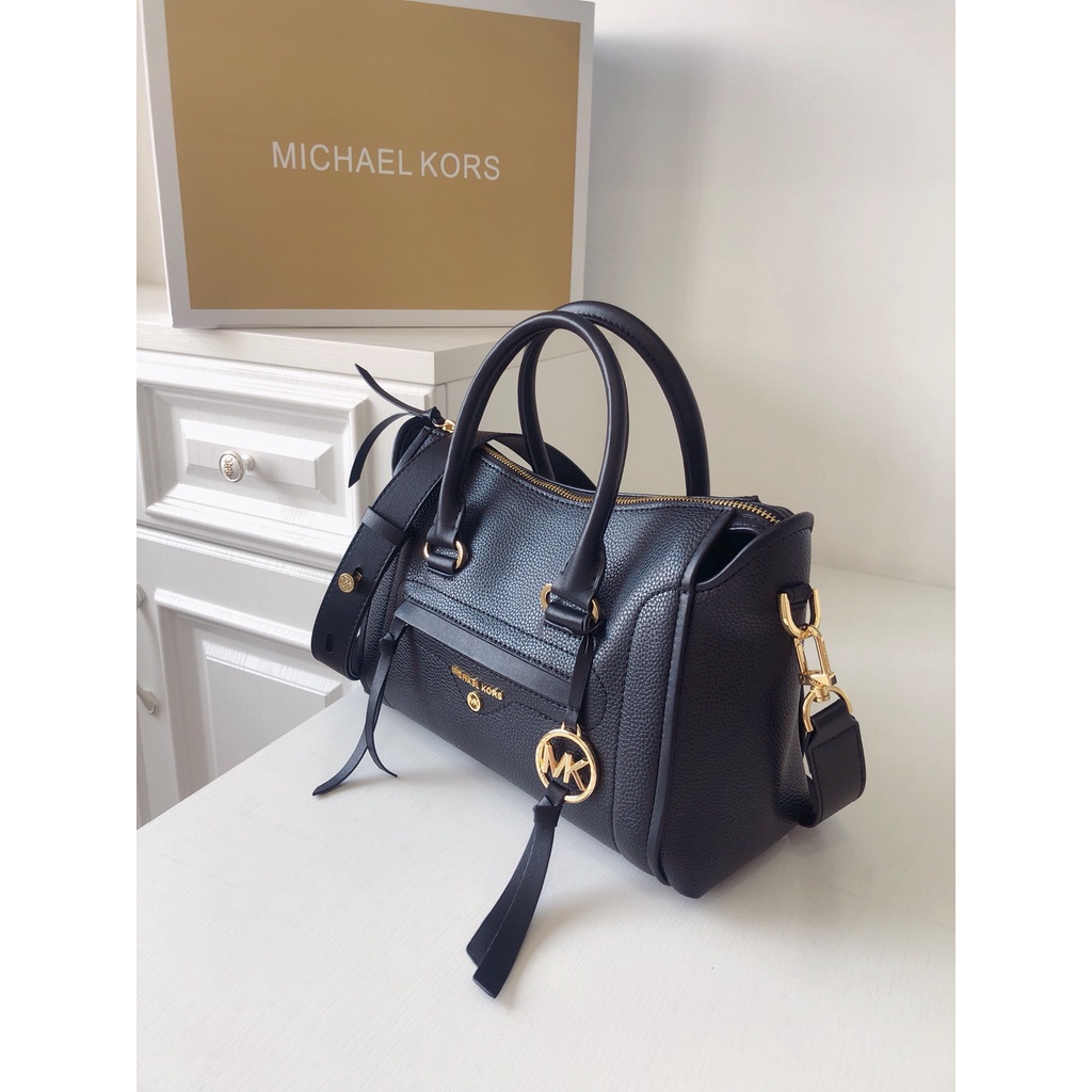 [Instant/Same Day] 039  black  M-K Michael Kors Smiley Studded Biker Bag Ladies Handbag Shoulder Bag Crossbody Bag ttb