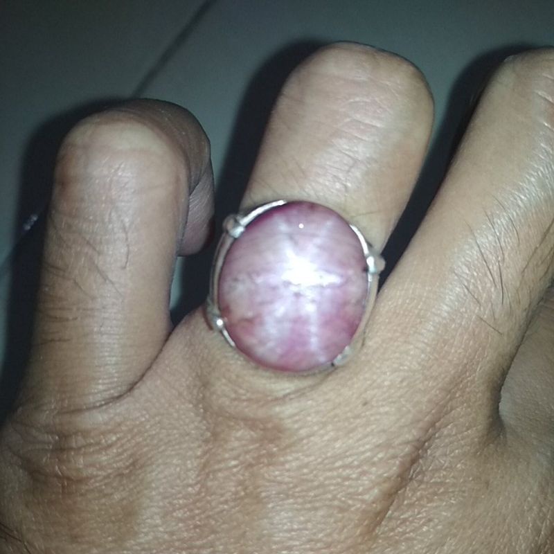 batu Ruby Birma star