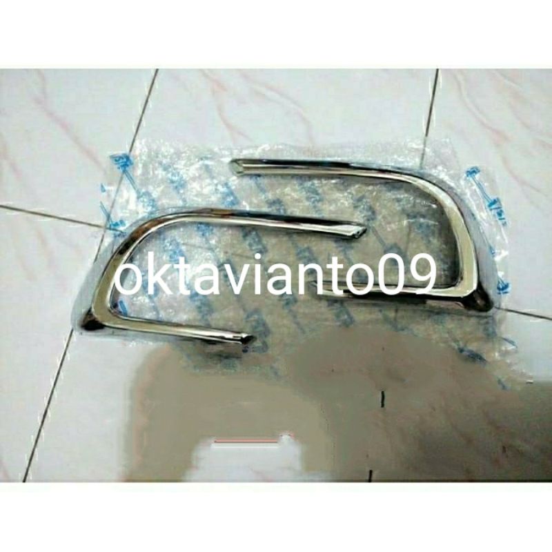 Cover foglamp 2014-2015 grand Innova foglamp cover chrome JSL