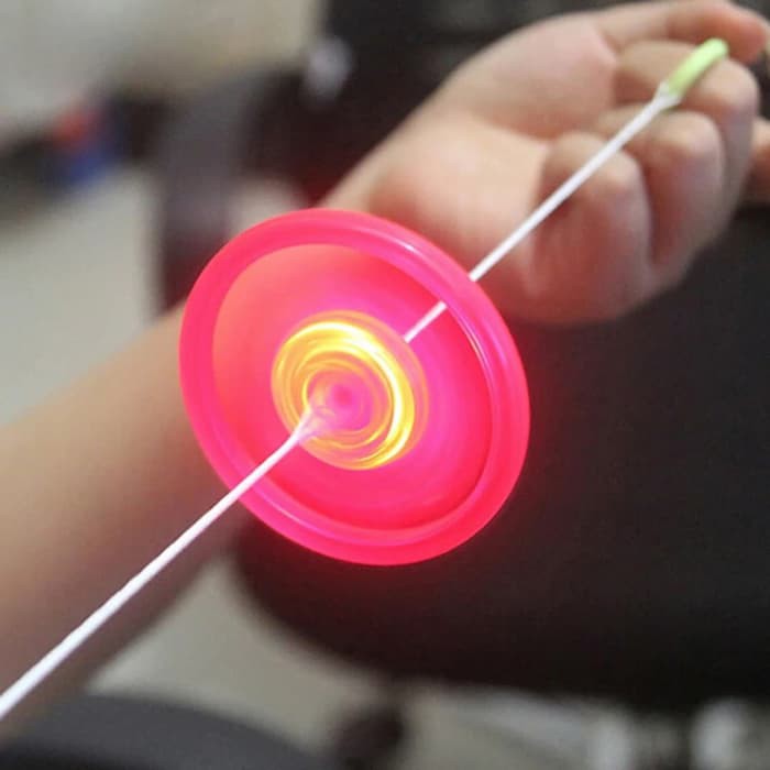 Mainan Anak Gasing Tarik dengan Lampu Led / Gansing Gangsing Nyala