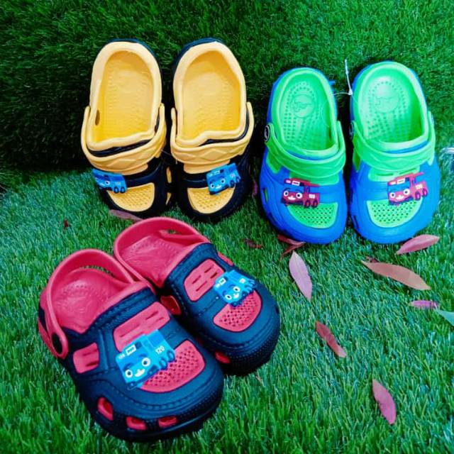 Sandal anak slop size 24-29 Tayo