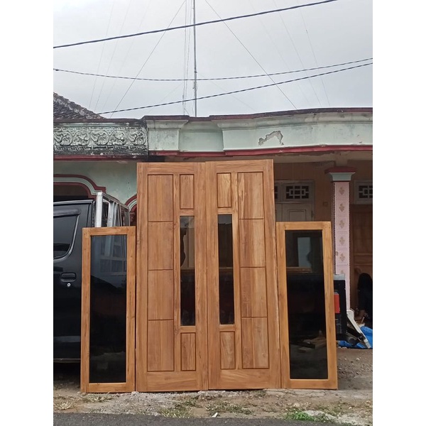 pintu utama kayu jati kaca hitam + 2 jendela