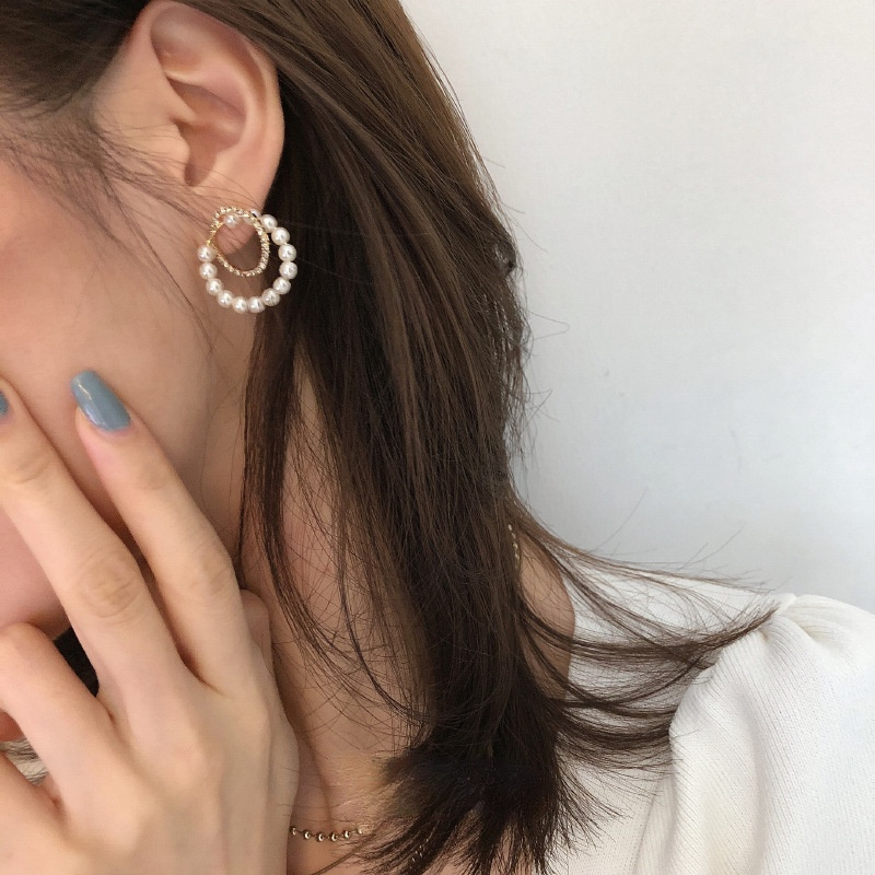 Trendi Fashion Influencer Gaya Yang Sama Anting Lingkaran Kecil Berlian String Mutiara Anting Hadiah Liburan Hadiah Gadis