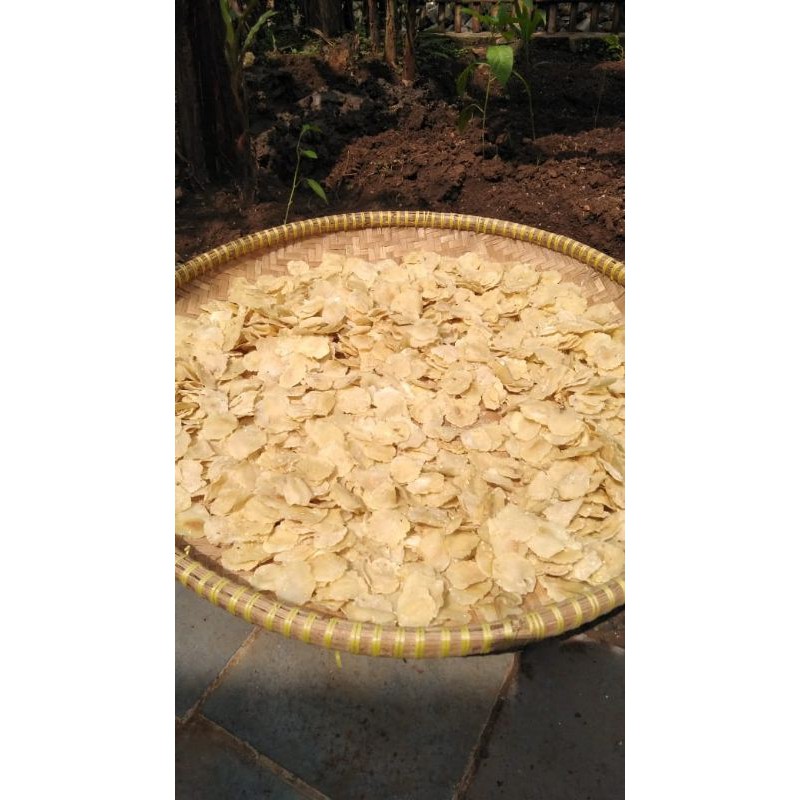 

Emping Melinjo Super Mentah 1kg