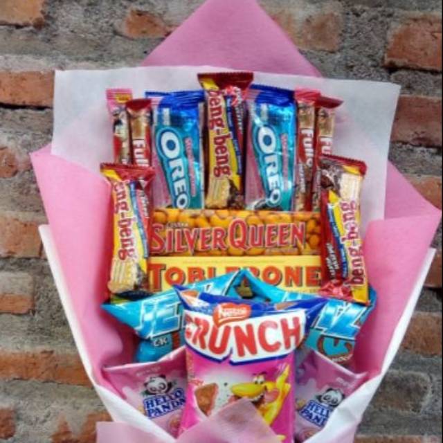 

Paket murah 2 bucket snack coklat toblerone selverqueen