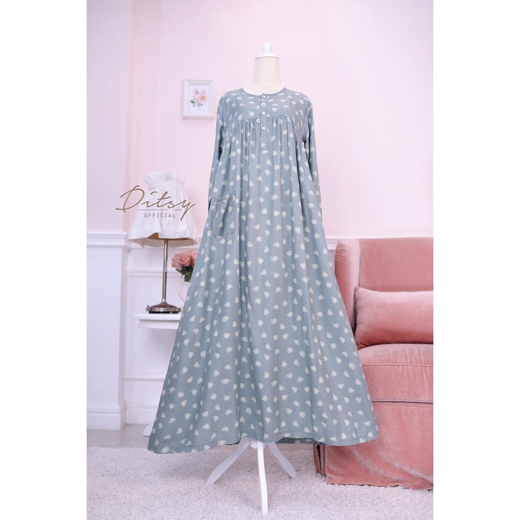 Ditsy Riven Jade Nightgown Size L/M | Little Riven Jade Series 1 Ex6 Viscose Terra Februari 2022