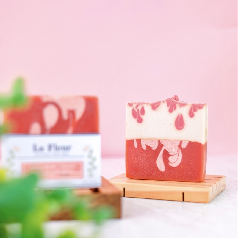 La Fleur Natural Soap Bar strawbwery creamy
