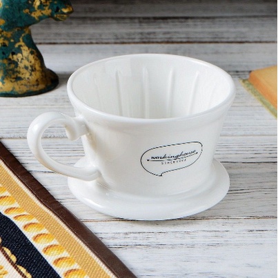 GELAS MUG KERAMIK PUTIH IMPOR UNTUK SARINGAN TEH DAN KOPI