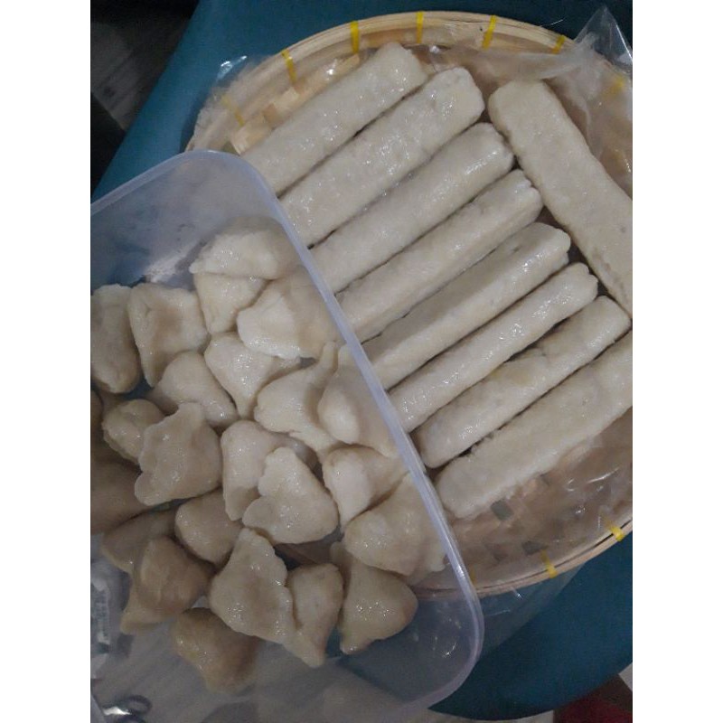 

Pempek Cek Moon