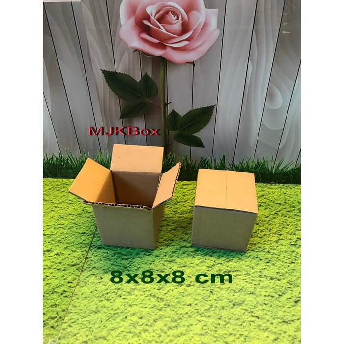 

SALE kardus karton box uk.8x8x8 cm....ST ,,untuk packing minimal beli 20 pcs