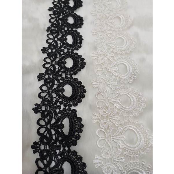 renda gipir lebar 6,5cm warna hitam broken whate