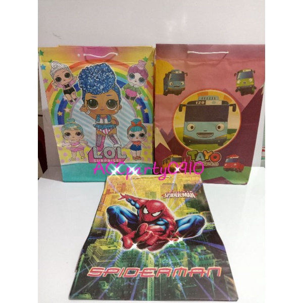 

Tas Kado / Tas Snack / Tas Kertas Ulang Tahun ( 23 x 30 Cm )