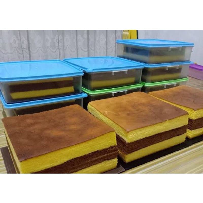 

Cake by Ovie