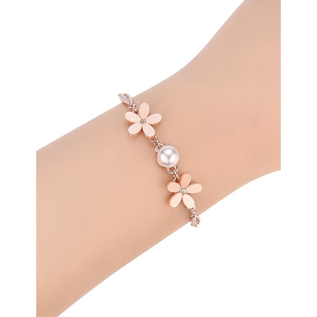 LRC Gelang Tangan Fashion Gold Color Flower Shape Decorated Bracelet