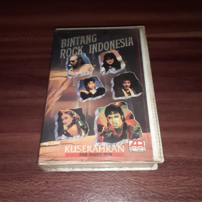 Kaset BINTANG ROCK INDONESIA - Ahmad Albar Ikang Fawzi Anggun Gito Rollies Deddy Stanzah