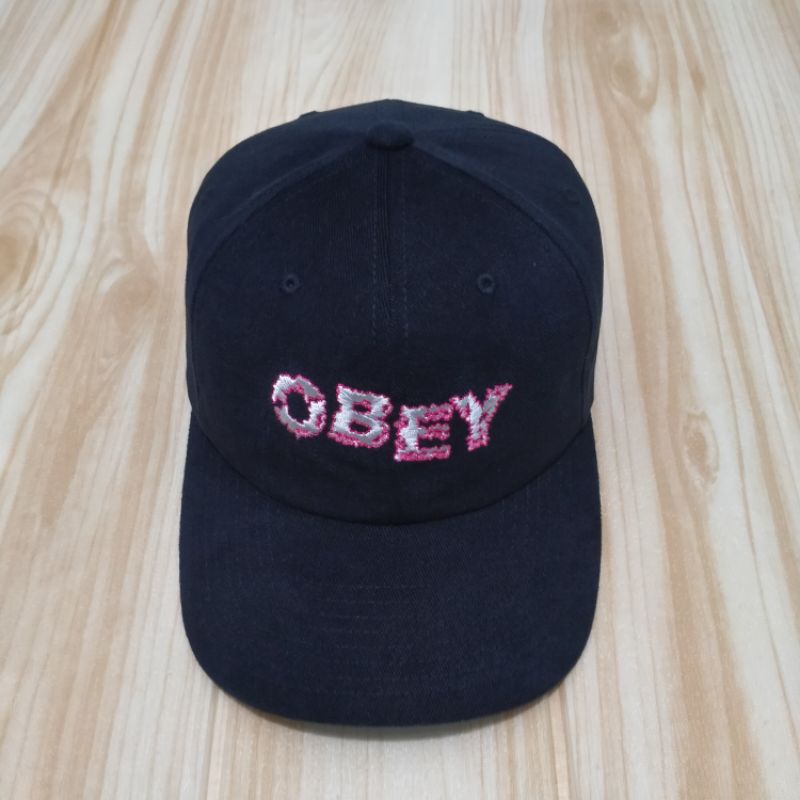 topi second obey