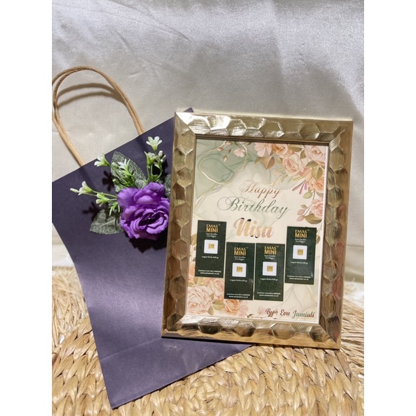 

Mini Gold Gift Set for Wedding in Frame