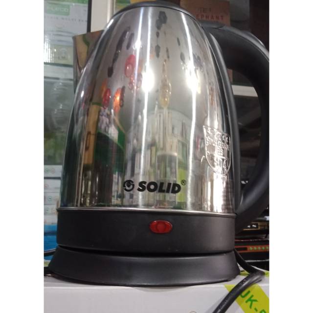 Teko listrik otomatis