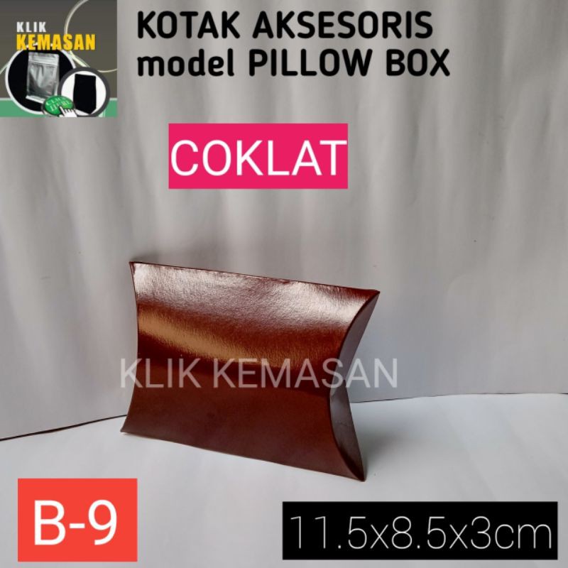 

Isi 36 KOTAK AKSESORIS B-9 COKLAT TEMPAT SOUVENIR PILLOW BOX KARDUS KADO