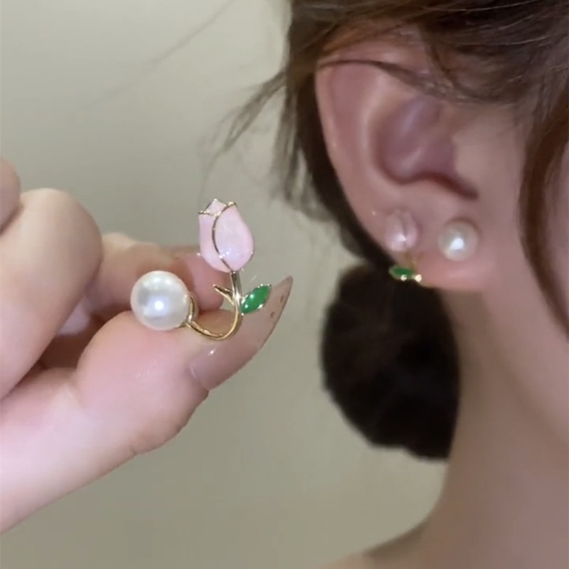 Anting Tusuk Motif Bunga Tulip Hias Mutiara Imitasi Warna Pink Untuk Wanita