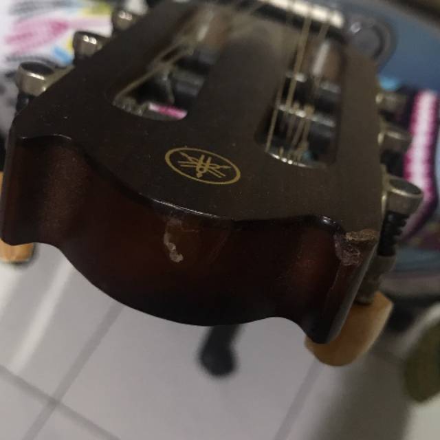 Gitar yamaha ntx 700
