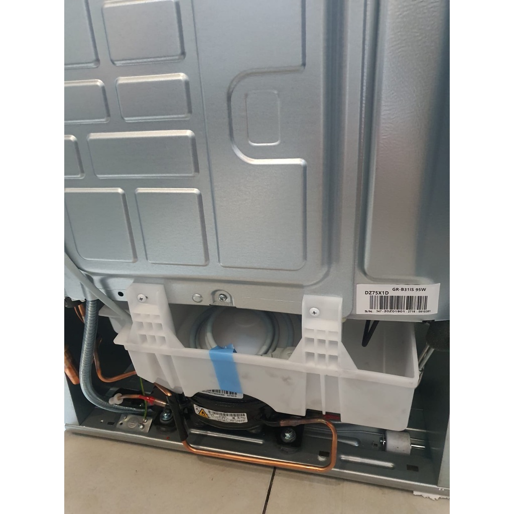 TOSHIBA KULKAS 2 PINTU GR-B31 IS LOW WATT INVERTER MADE IN THAILAND