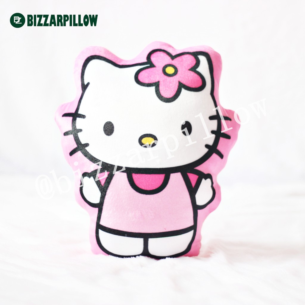 Bizzarpillow Bantal Karakter Hello Kitty Size M 101