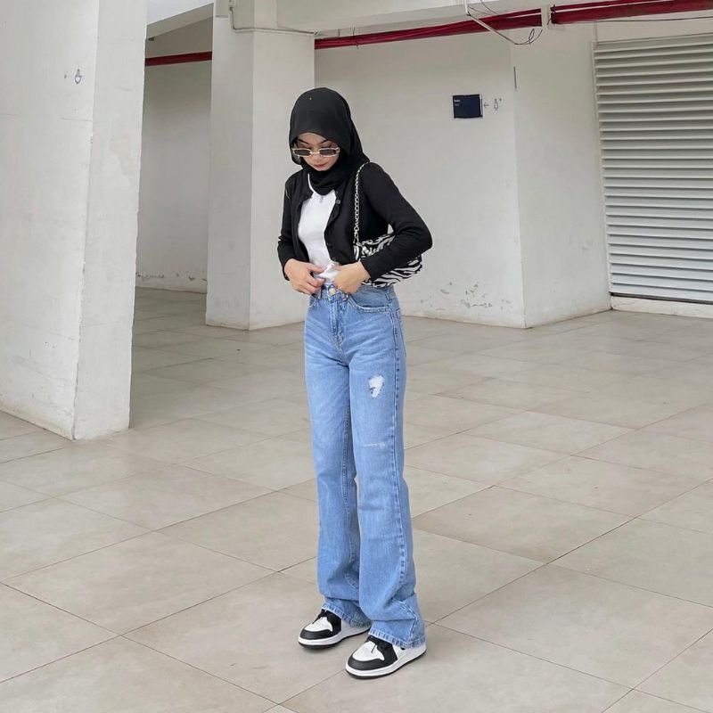 UPGRADE JEANS CUTBRAY light denim