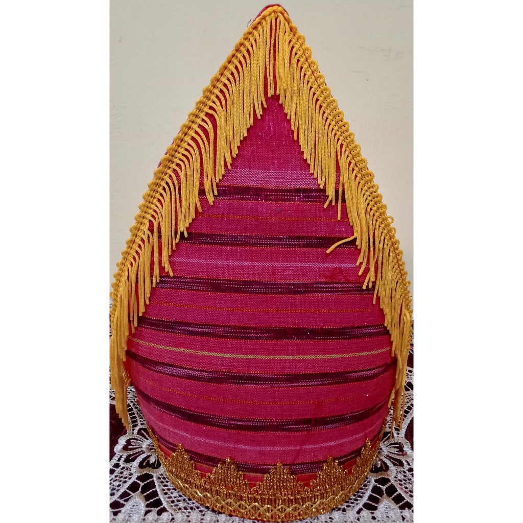 Topi Adat Batak dari Ulos Mangiring