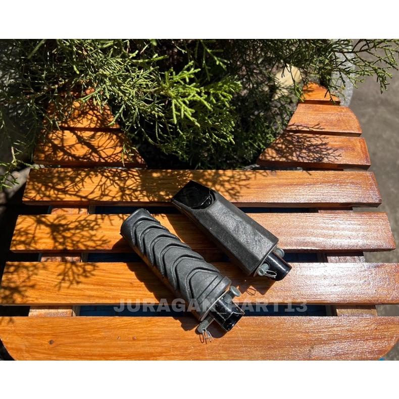 Footstep Postep Belakang Motor Smash Absolute Revo / Pijakan Kaki Belakang Motor Revo Absolute Revo