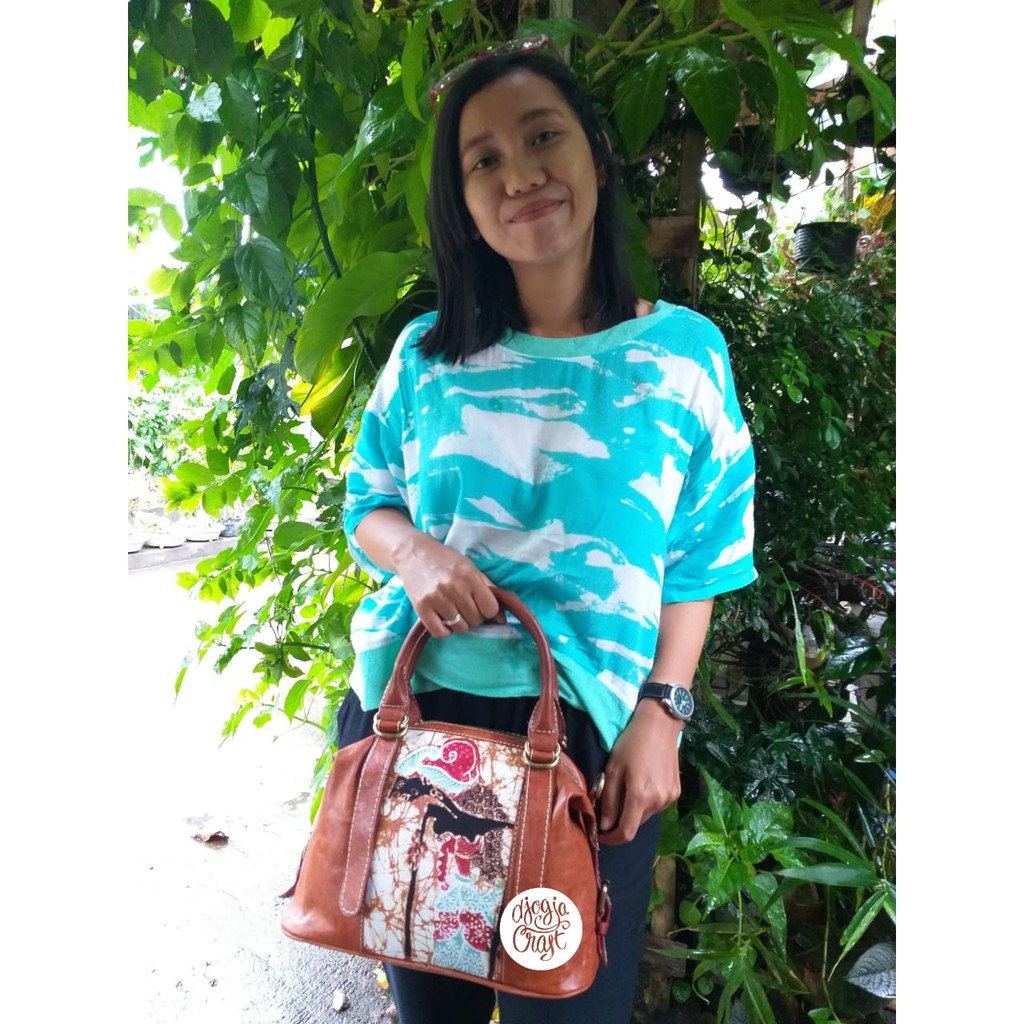 Tas Kulit Speedy Lina Batik Wayang