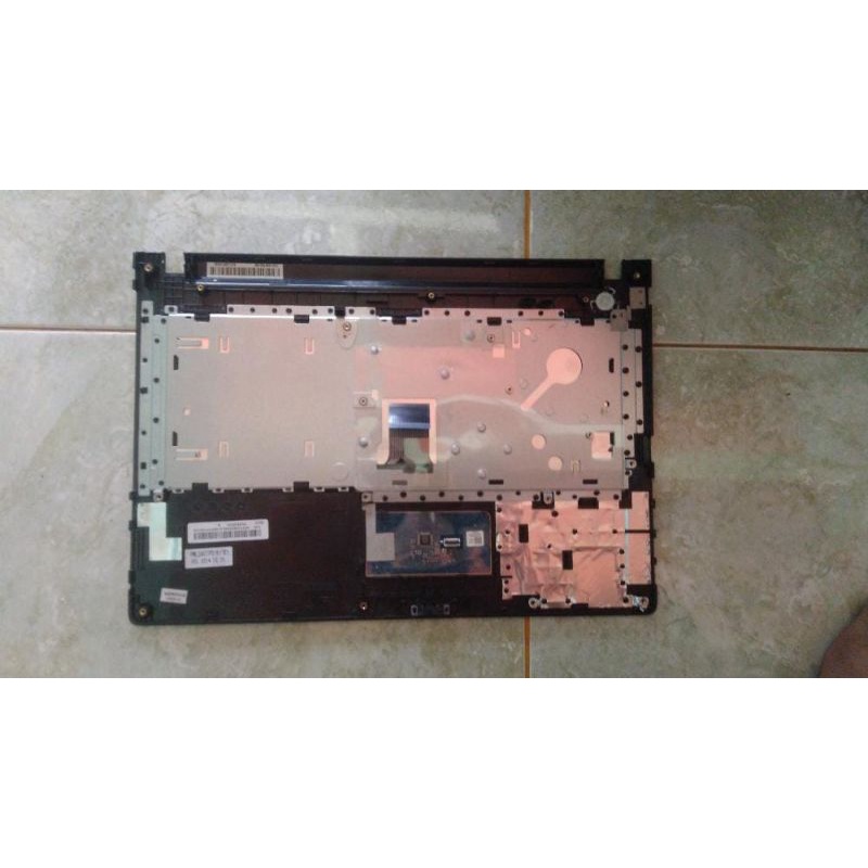 Casing bagian keyboad palmrest lenovo g40 70 Z40 G41