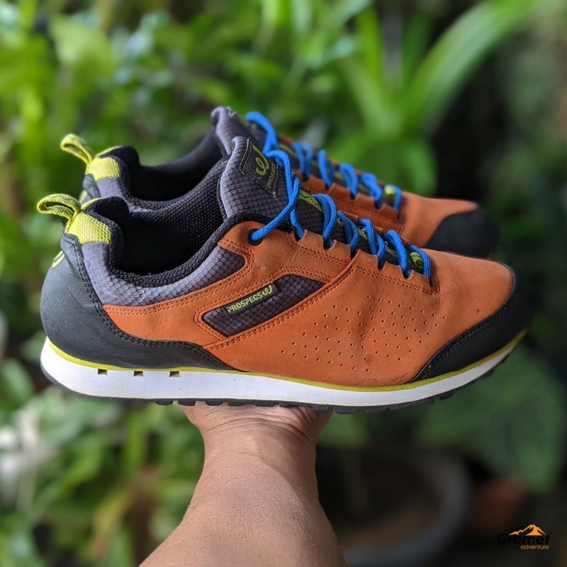 Sepatu Gunung Prospecs Size 43 Istimewa / Sepatu Hiking Mendaki Outdoor