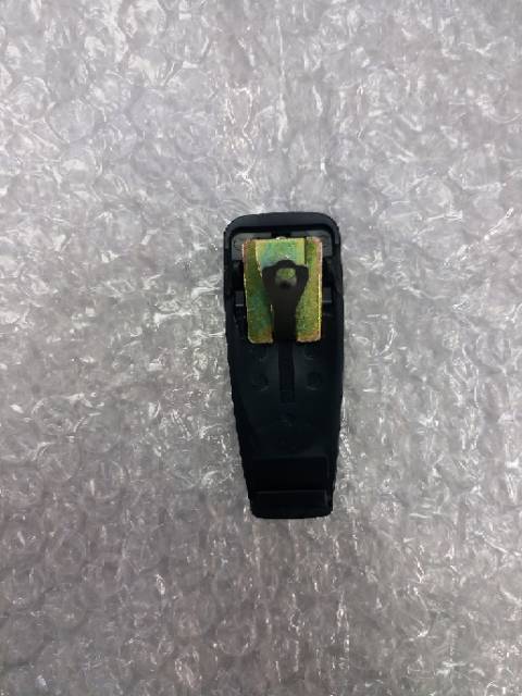 BELTCLIP/CLIP /CENTOLAN BUAT HT MOTOROLA GP 2000