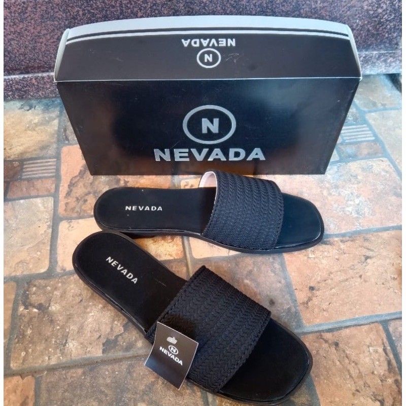 Sandal Slop Rajut Cewek Model Kekinian Nevada / Sendal Slop Wanita Import Premium/sandal nevada-Hitam