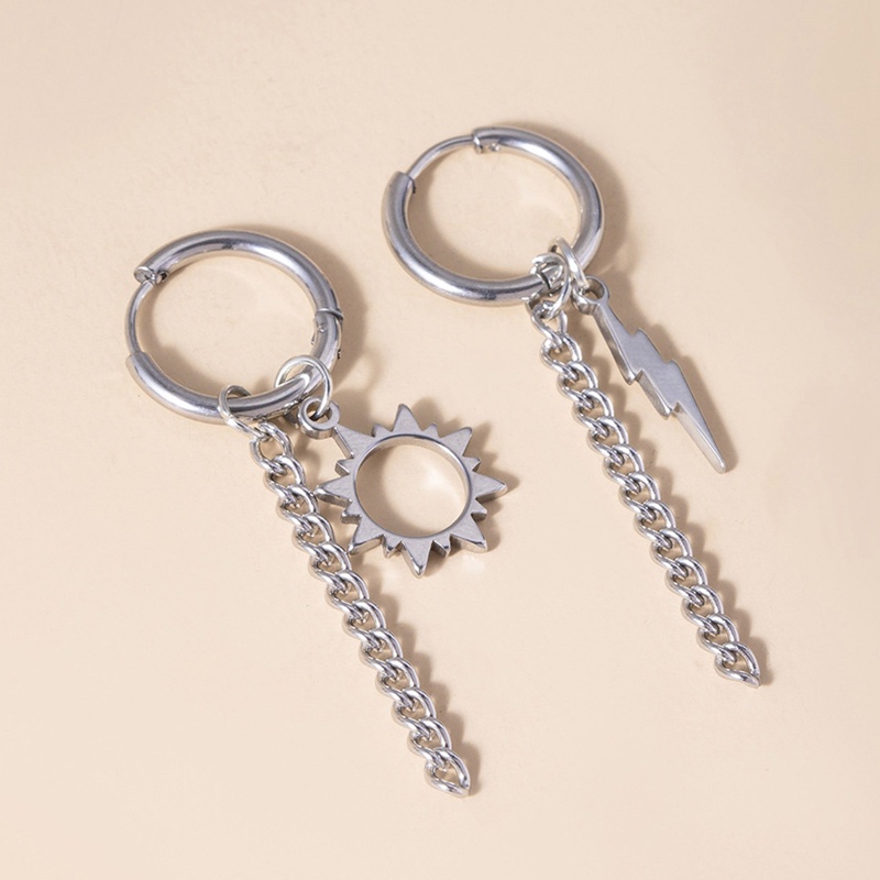 Anting Sterling Silver 925 Bentuk Matahari Petir Asimetris Gaya Punk Minimalis Untuk Wanita